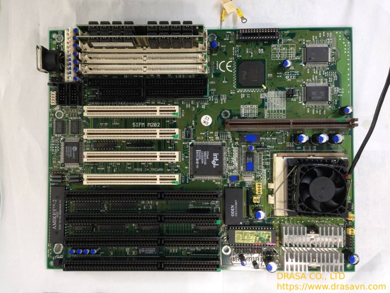 Sửa chữa bo mạch điện tử trong máy công nghiệp, dây chuyền sản xuất.